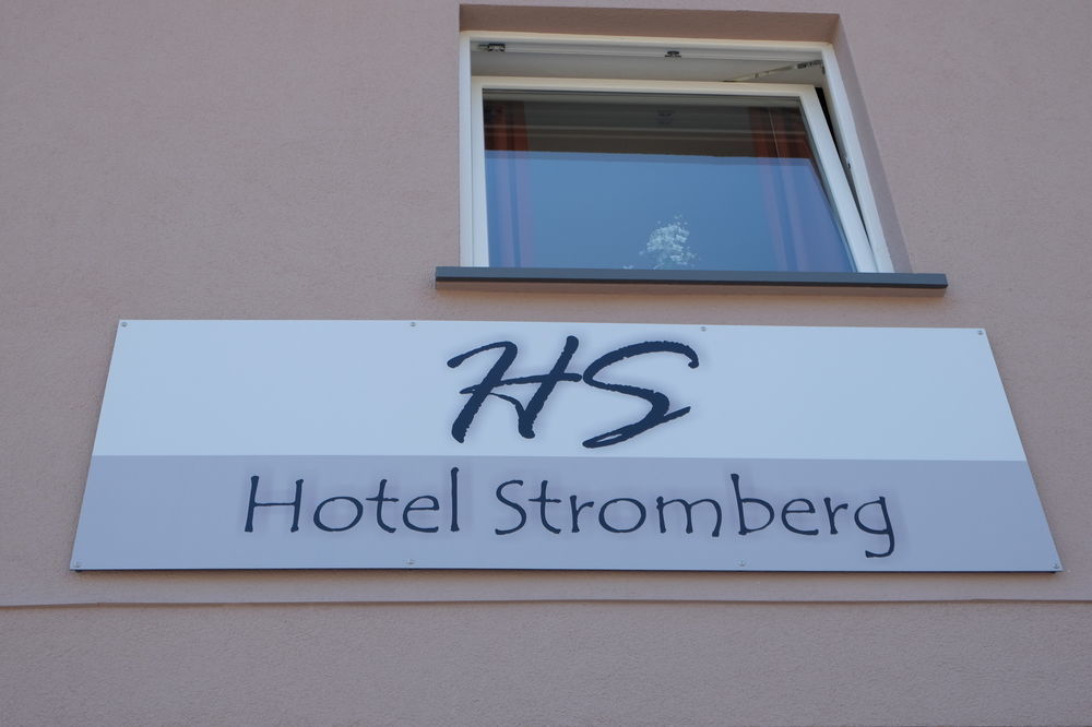 Hs Hotel Stromberg ชตรอมแบร์ก ภายนอก รูปภาพ