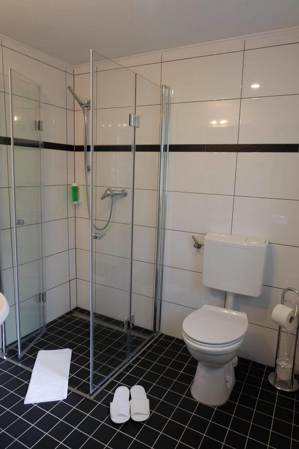 Hs Hotel Stromberg ชตรอมแบร์ก ภายนอก รูปภาพ
