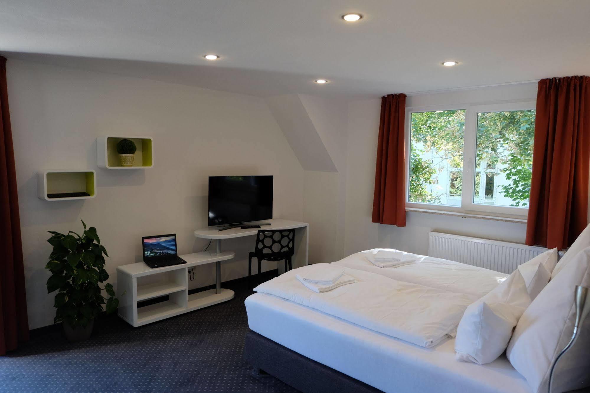 Hs Hotel Stromberg ชตรอมแบร์ก ภายนอก รูปภาพ