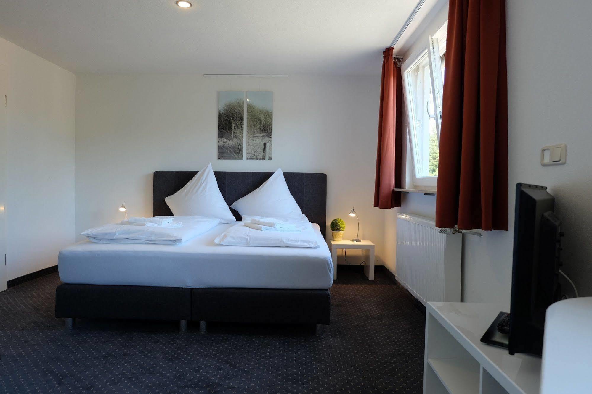 Hs Hotel Stromberg ชตรอมแบร์ก ภายนอก รูปภาพ